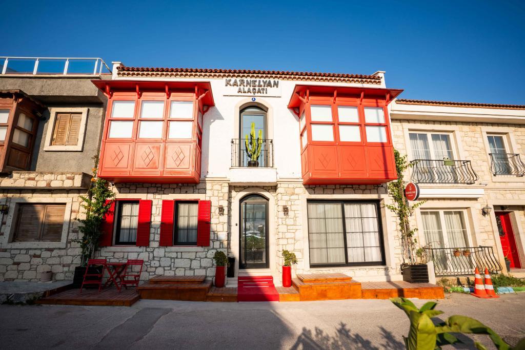 Karnelyan Alaçatı — 3