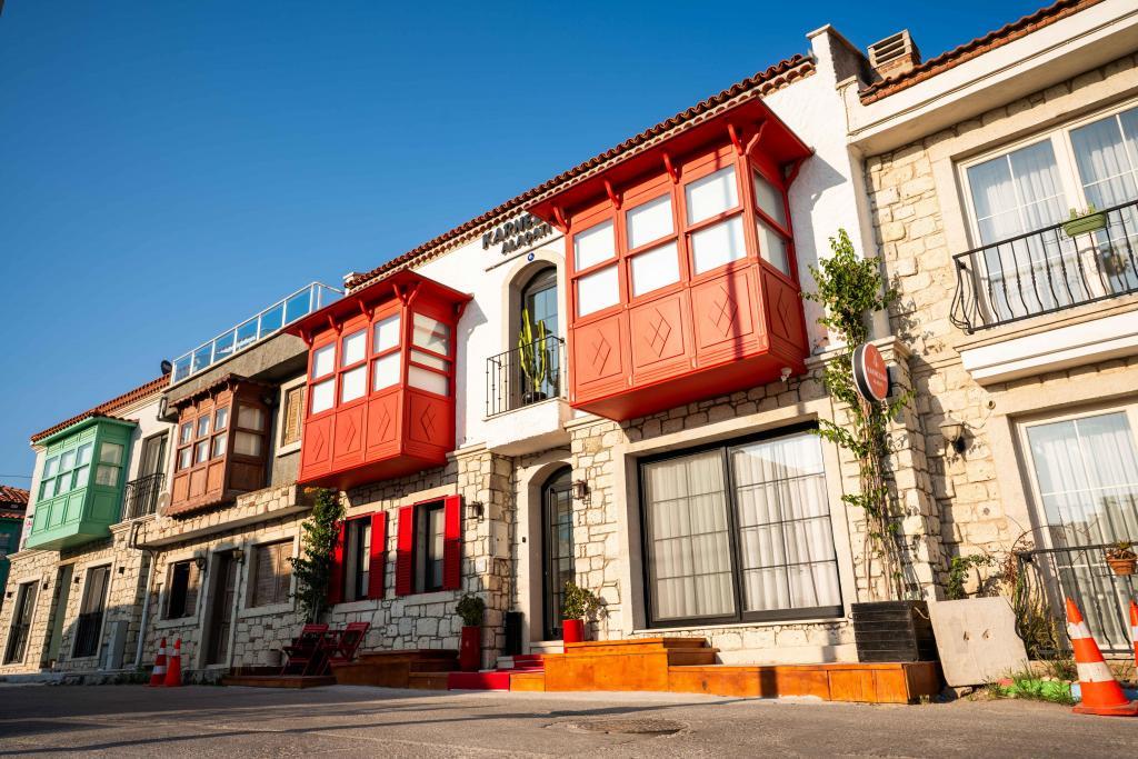 Karnelyan Alaçatı — 10