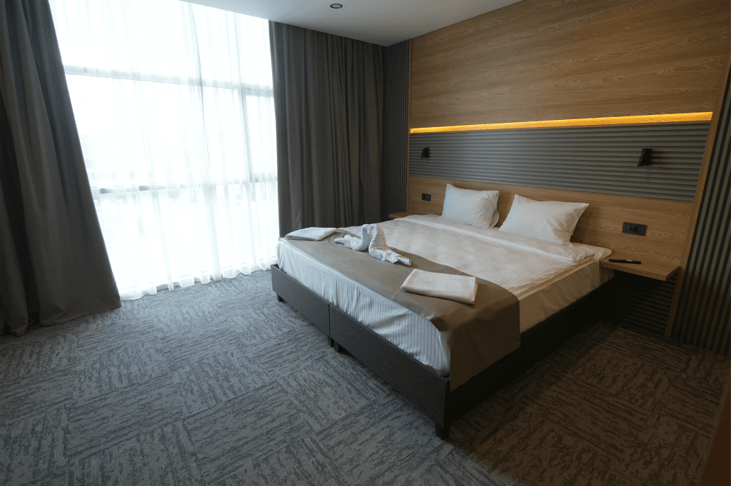 Kentroom Hotel — 7