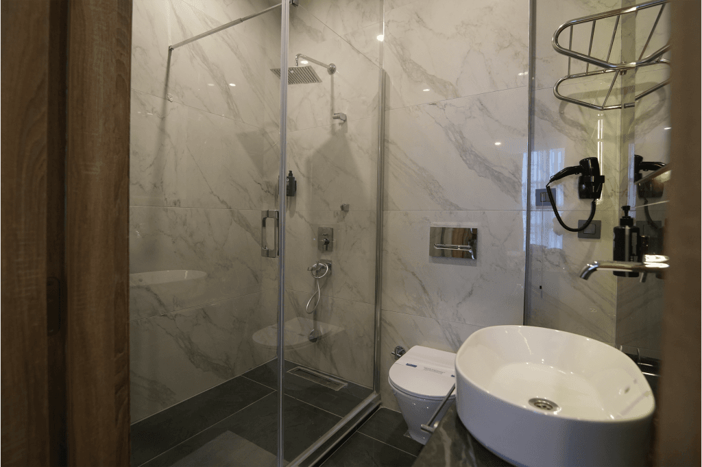 Kentroom Hotel — 2