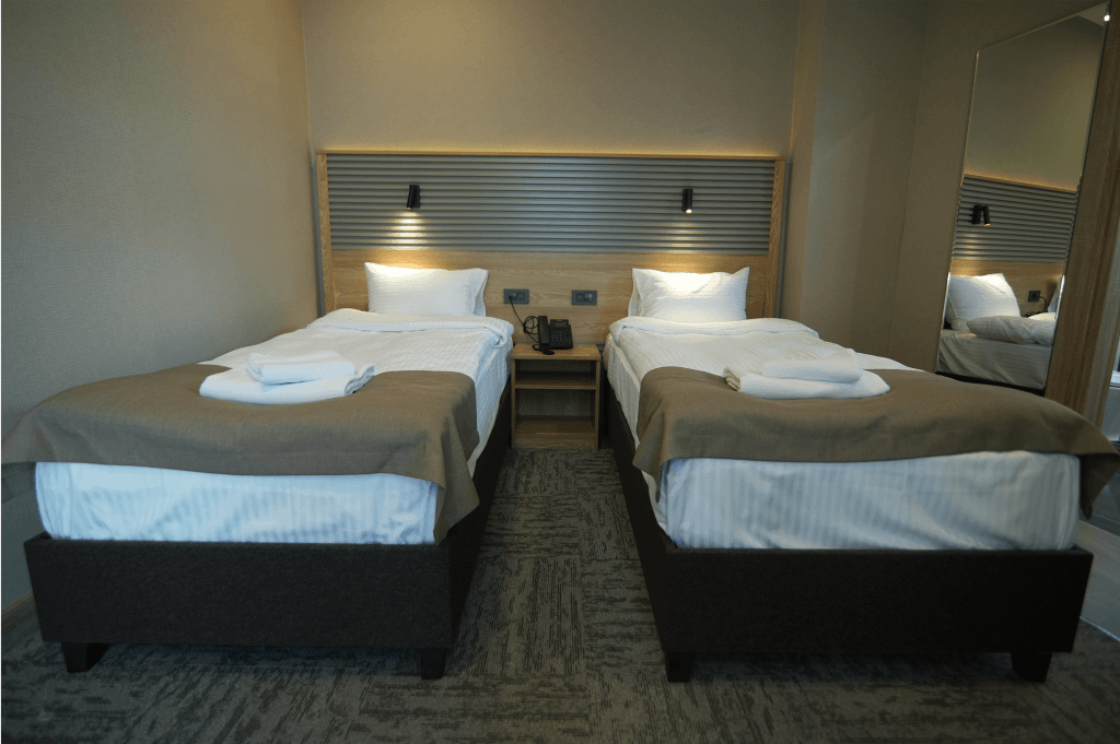 Kentroom Hotel — 4