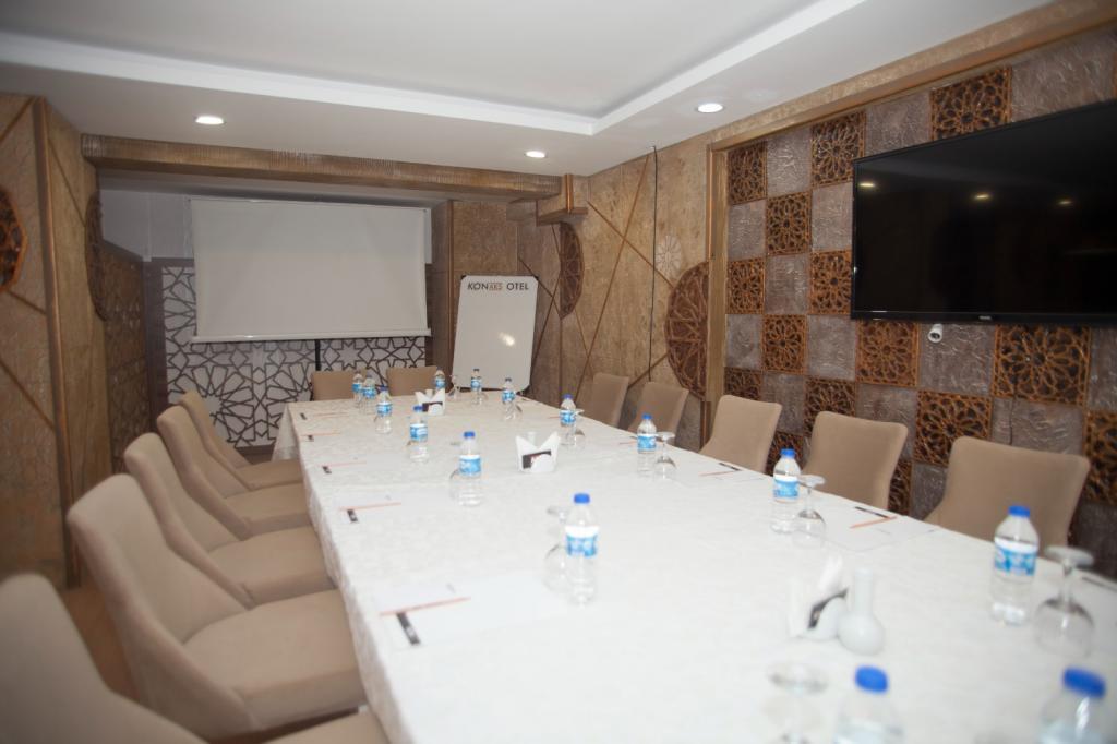 Konaks Otel — 4