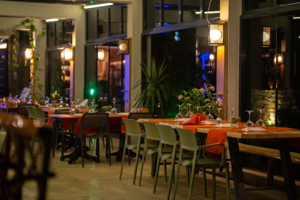 Kotinos Beach Hotel — 4