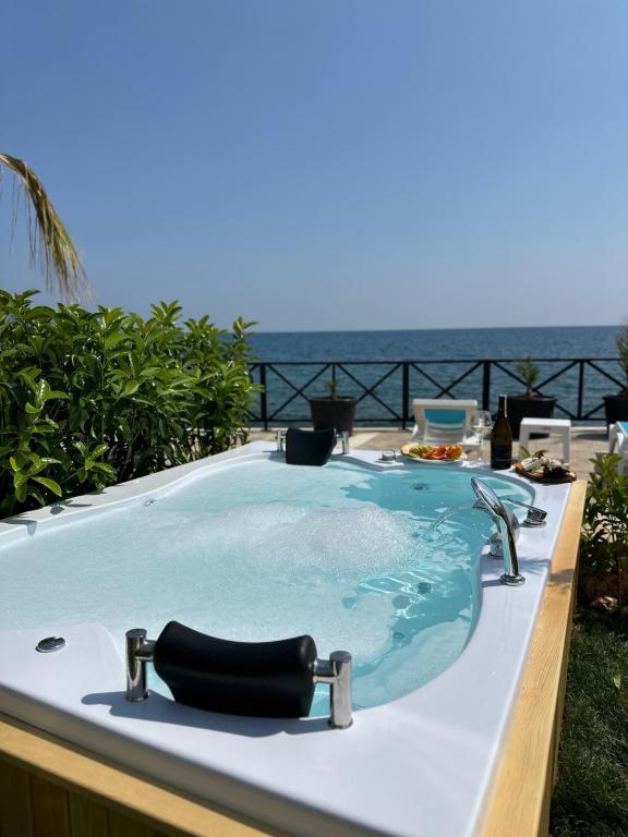 Lamoya Suites — 3