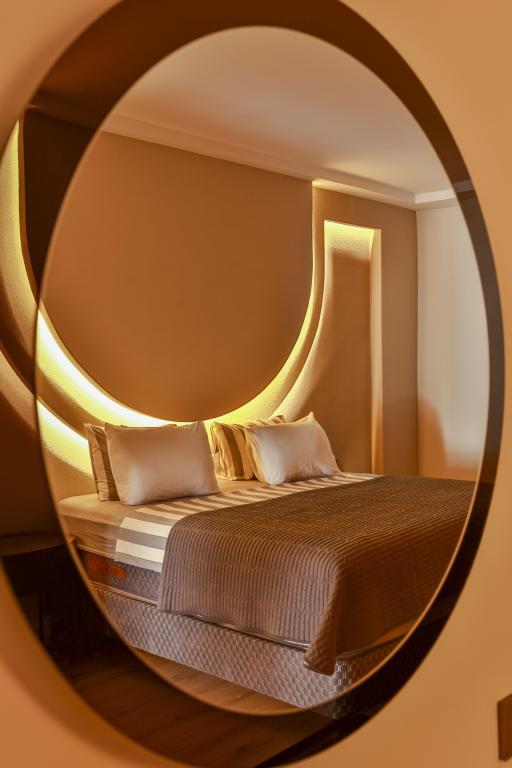 LOS Suites — 10