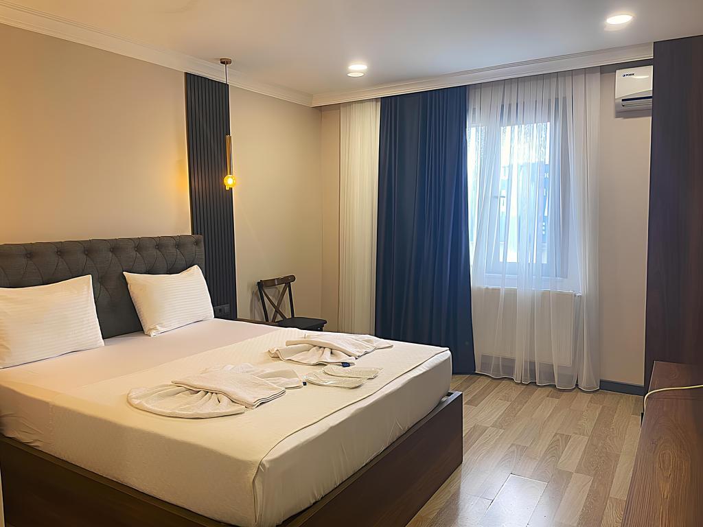 La Vie Suit Otel — 2