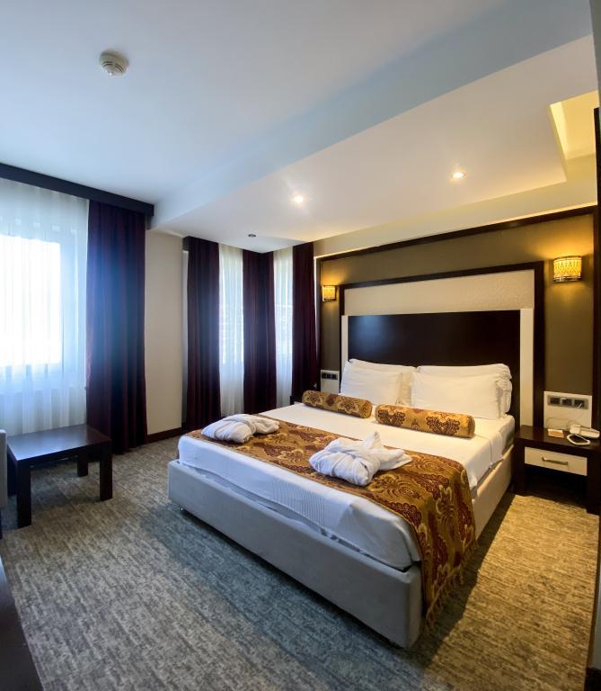 Lavin Otel — 7
