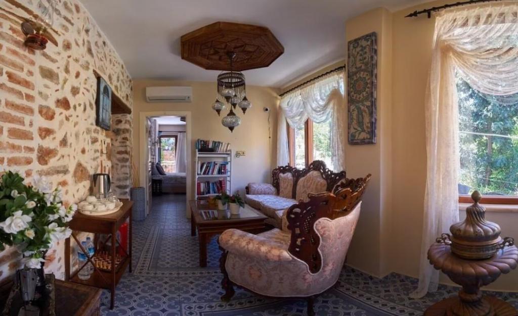 Lemon Villa Hotel — 6