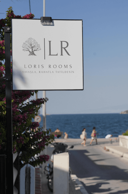 Loris Rooms Urla
