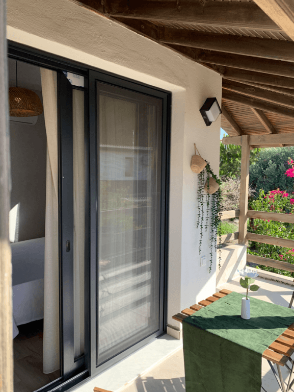Loris Rooms Urla — 6