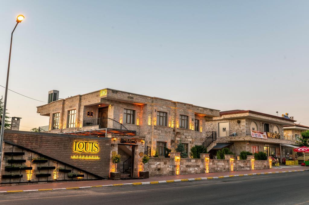 Louis Cappadocia — 6
