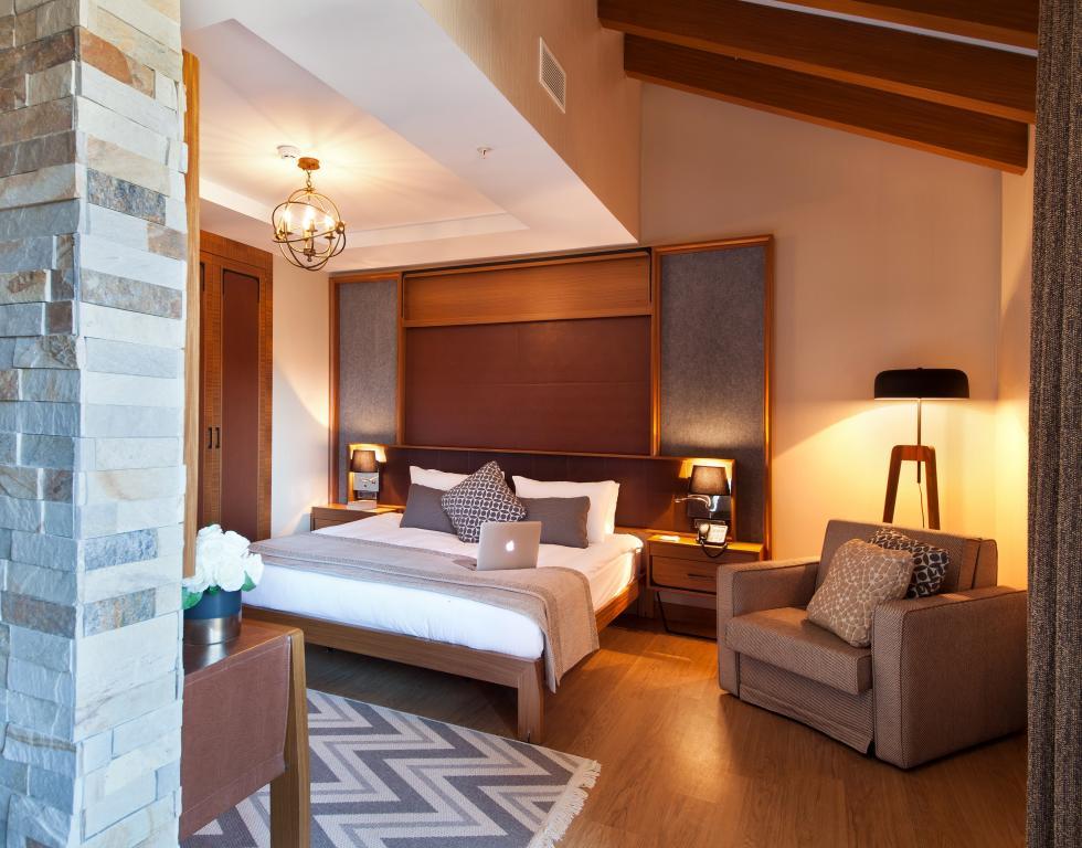Magna Pivot Hotel — 9