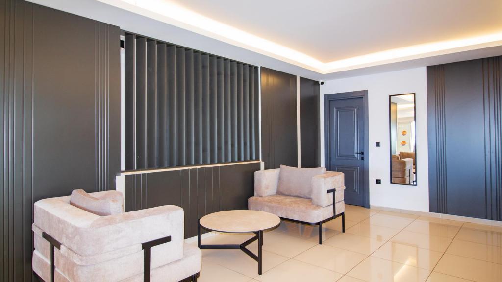 Maki Hotel — 9