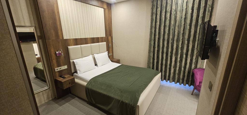 Mardy Suit Hotel — 2