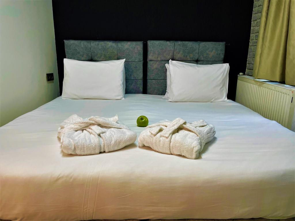 Mates Port Hotel — 6