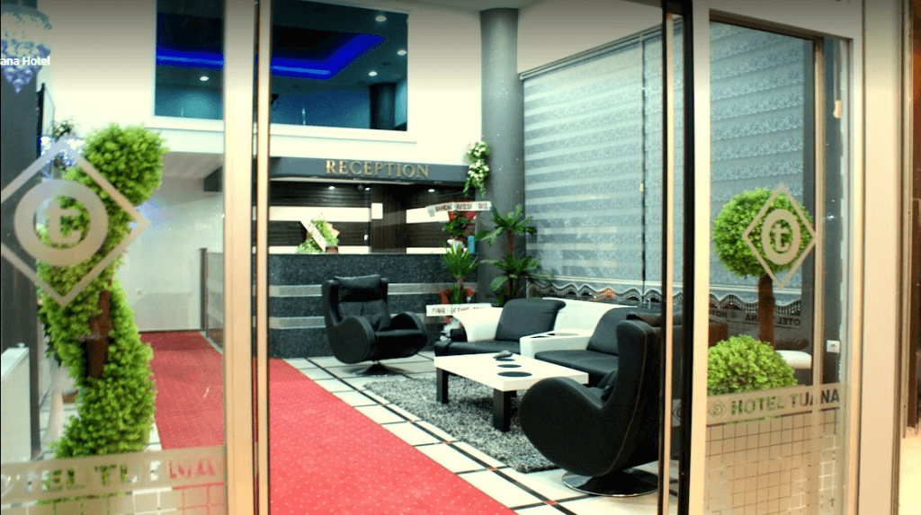 Mavi Tuana Hotel — 2