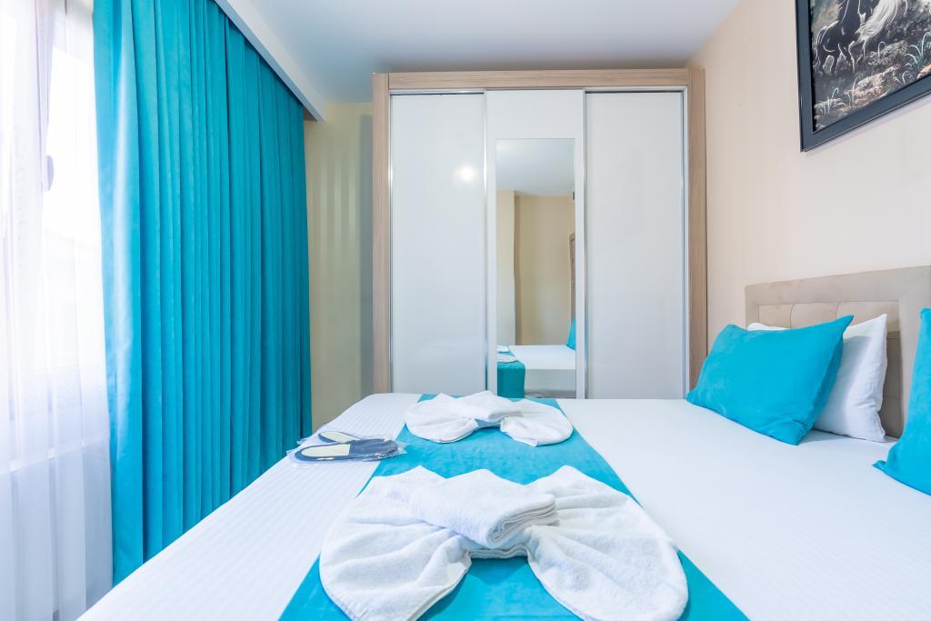 Melisa Otel — 4