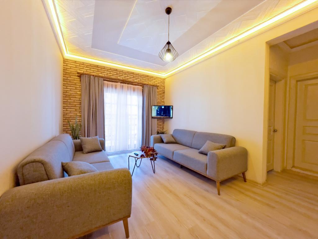 Mese Suites — 9