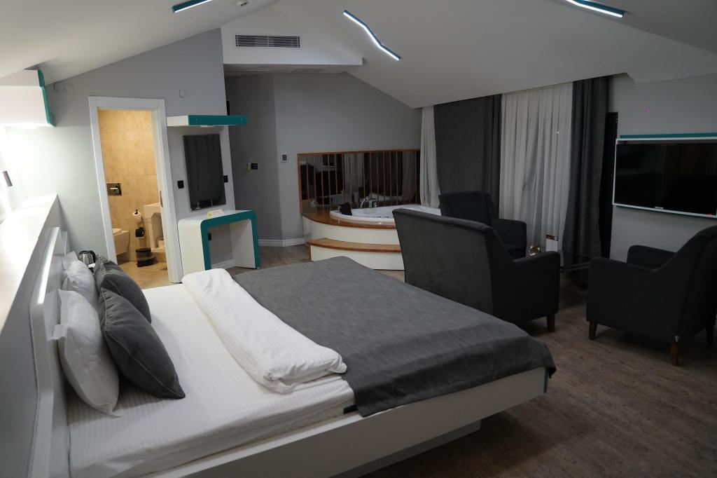 Midis Otel — 4