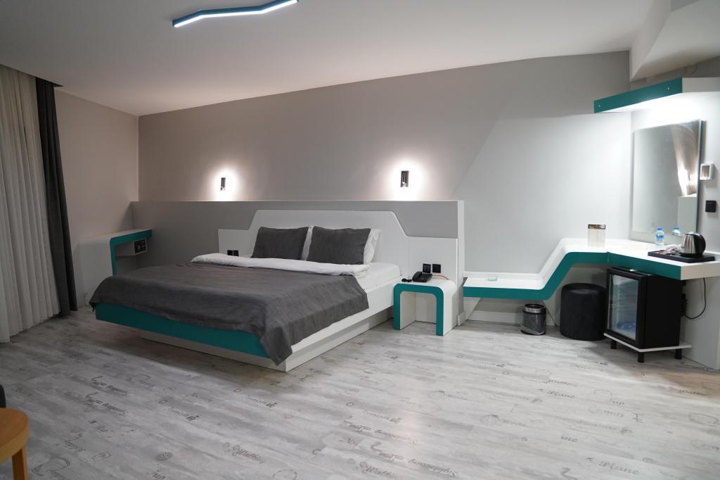 Midis Otel — 2