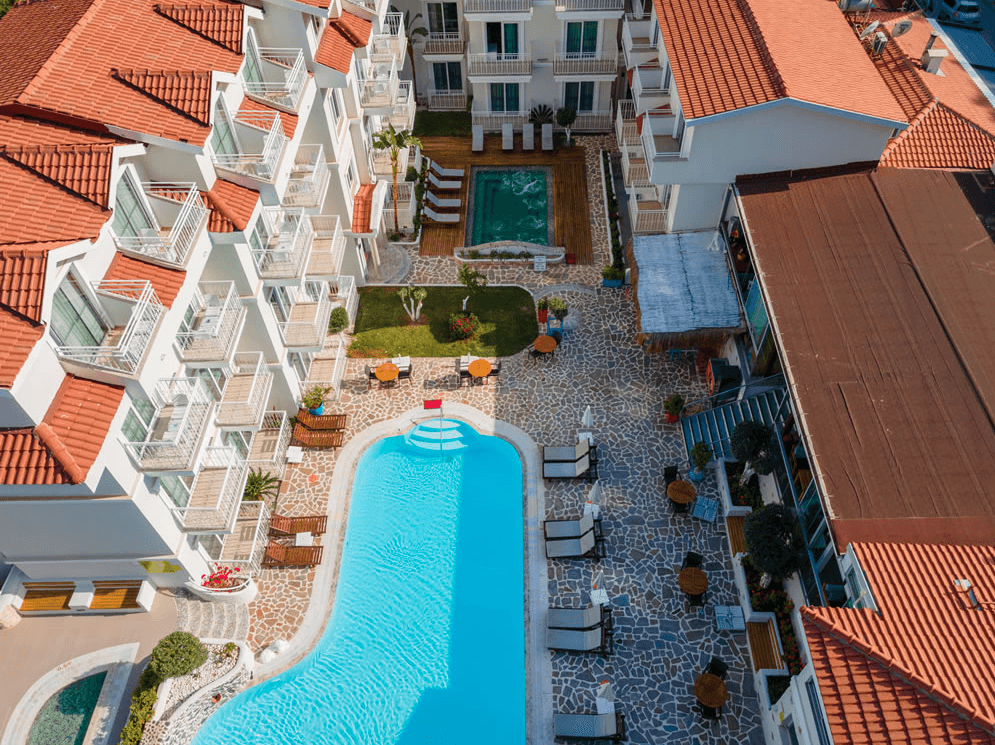 Montebello Deluxe — 2