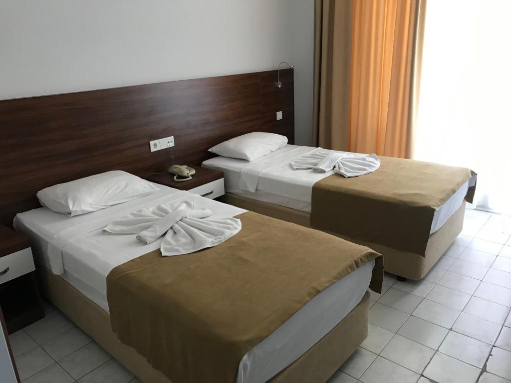 Muz Hotel — 9