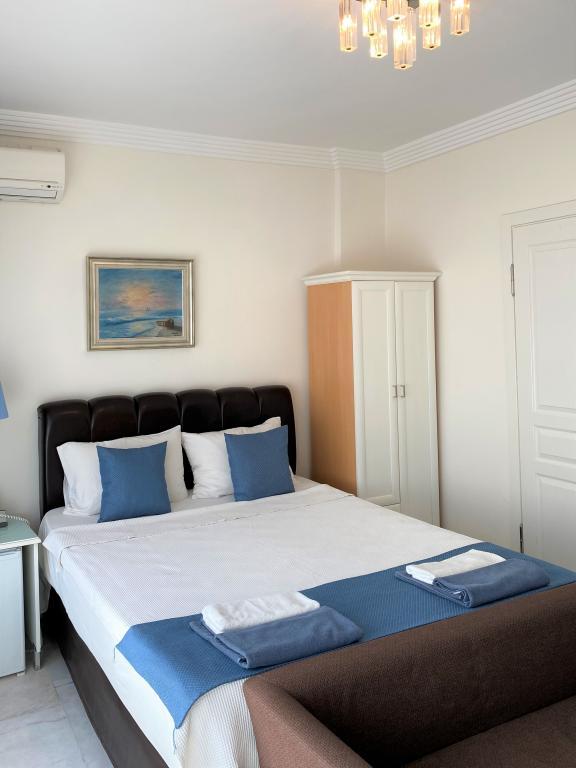 My Kent Hotel — 4