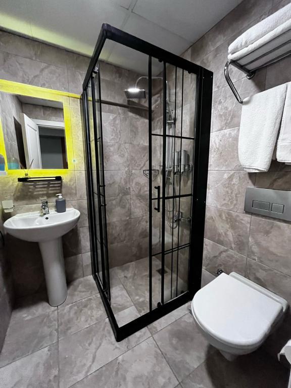 Naila Hotel — 9