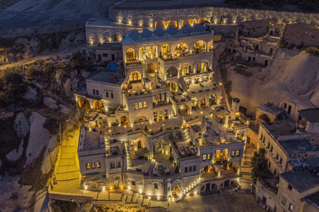 Nino Cave Suites — 1