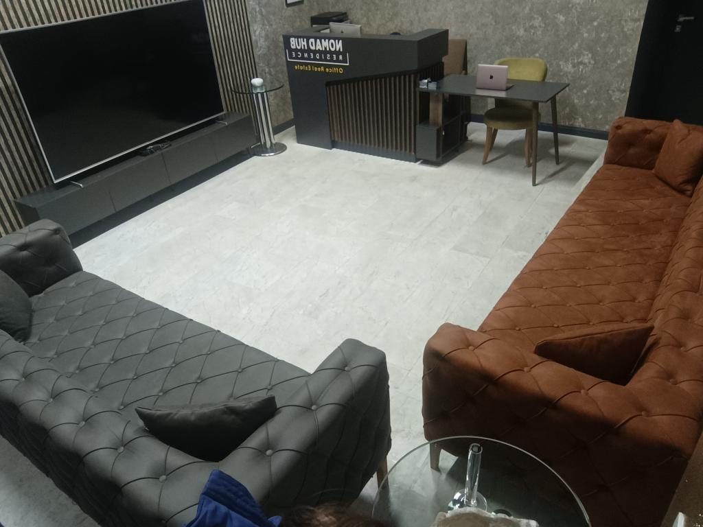 Nomad Hub Residence — 10