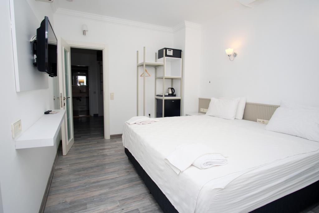 Nur Otel — 6