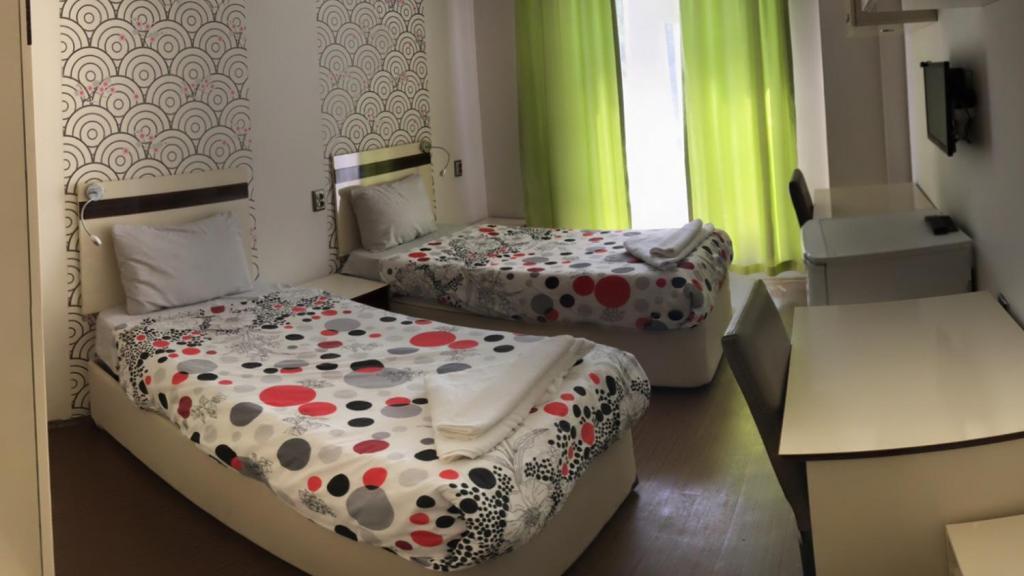 Otel Desire — 5