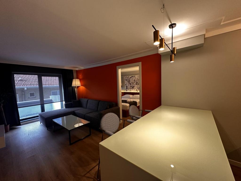 Otto Hotel Tunalı — 8