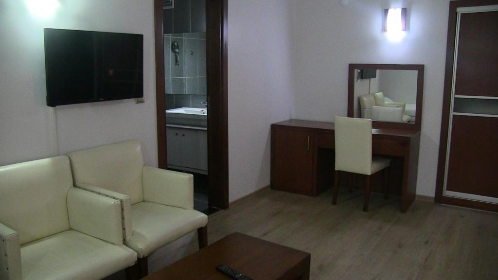 Otel Paluri — 2