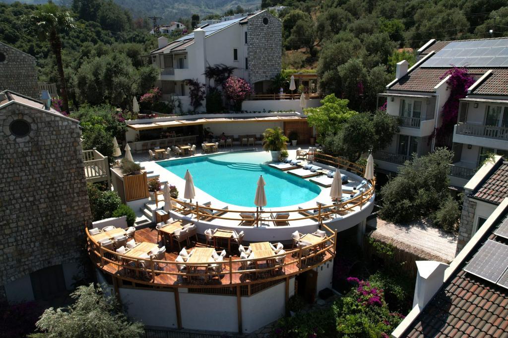 Pilos Suites — 5