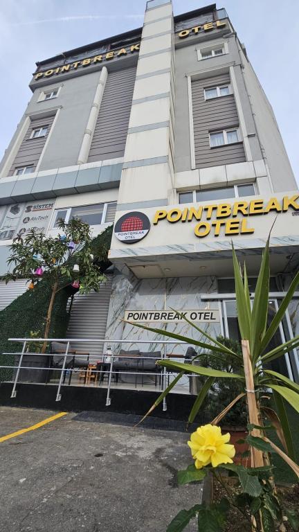 Pointbreak Otel — 1