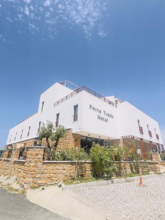 Porta Trakis Hotel — 9