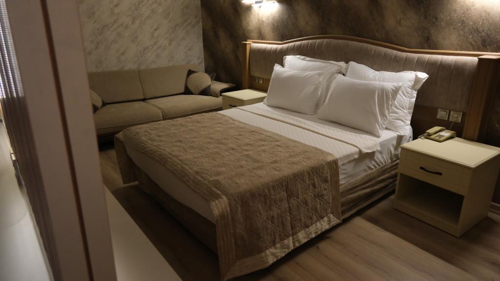 Ravanda Hotel — 8