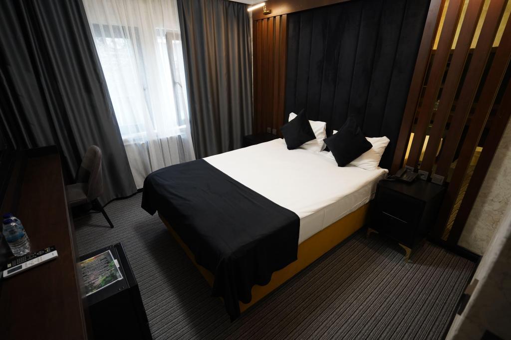 Rer Hotel — 4