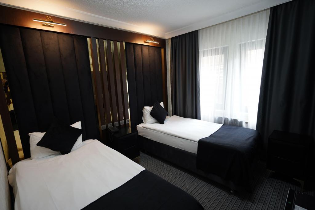 Rer Hotel — 5