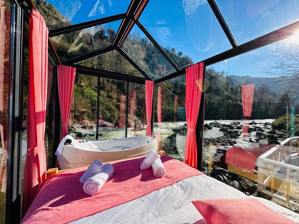 Riverland Rize — 2