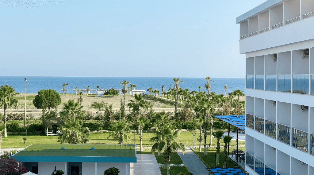 Rizom Beach Hotel — 3