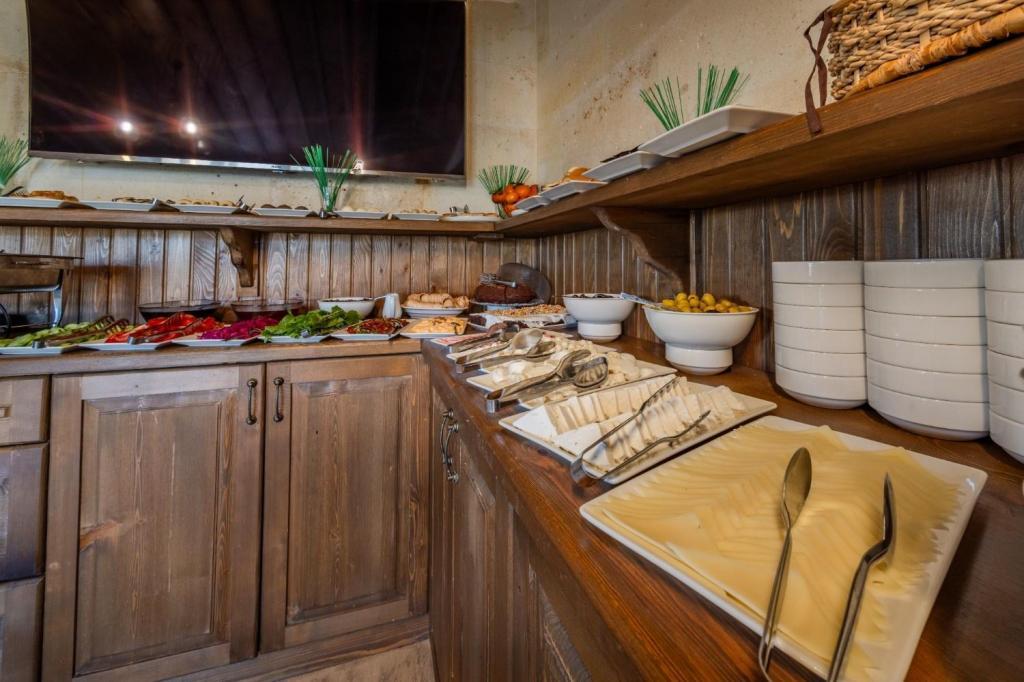 Rocca Stone House — 6
