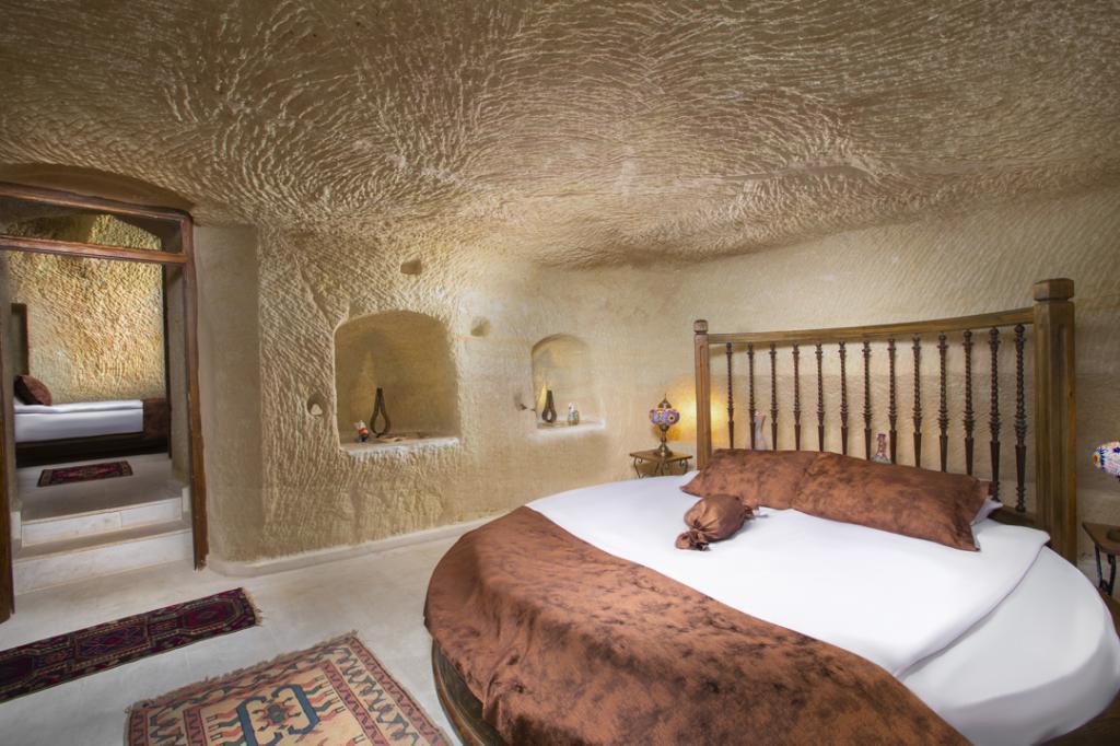 Romantic Cave Hotel — 7