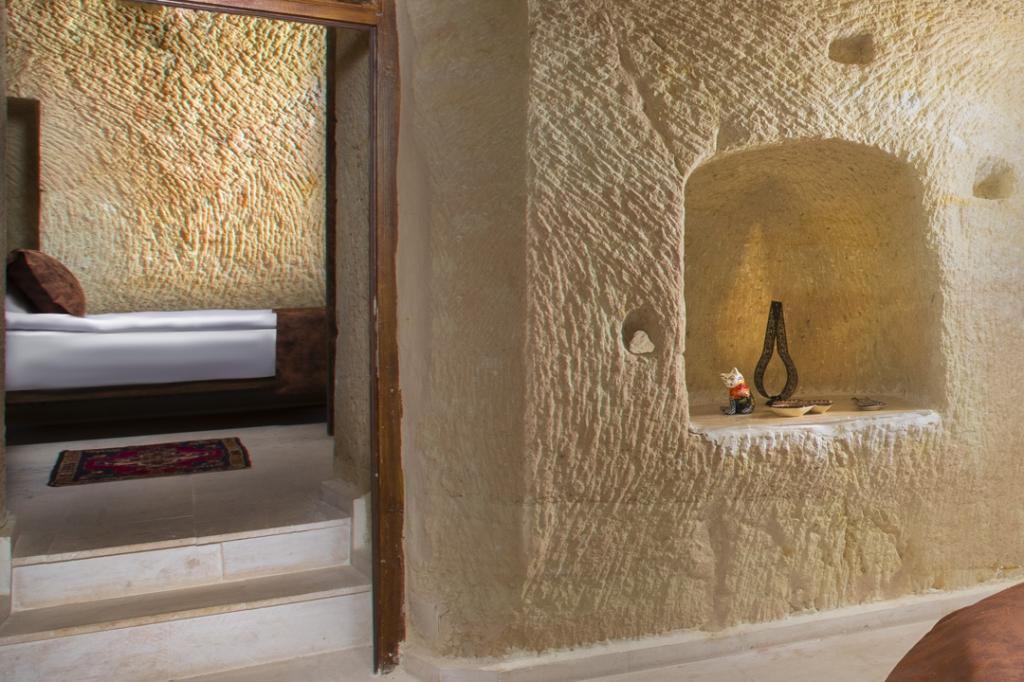 Romantic Cave Hotel — 8
