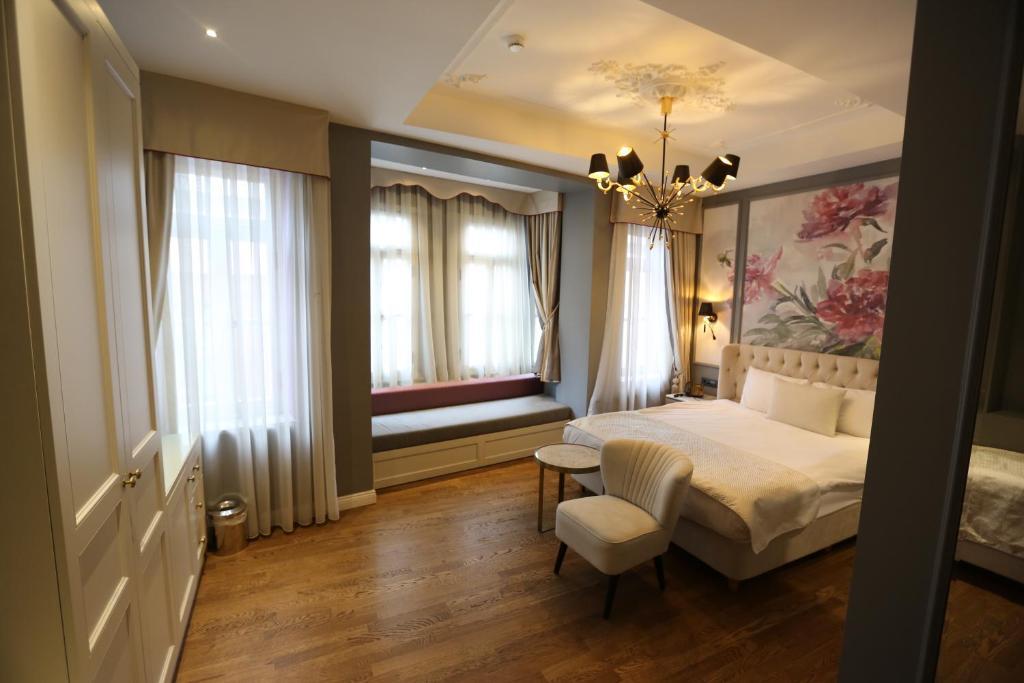 Royal Tophane Hotel — 3