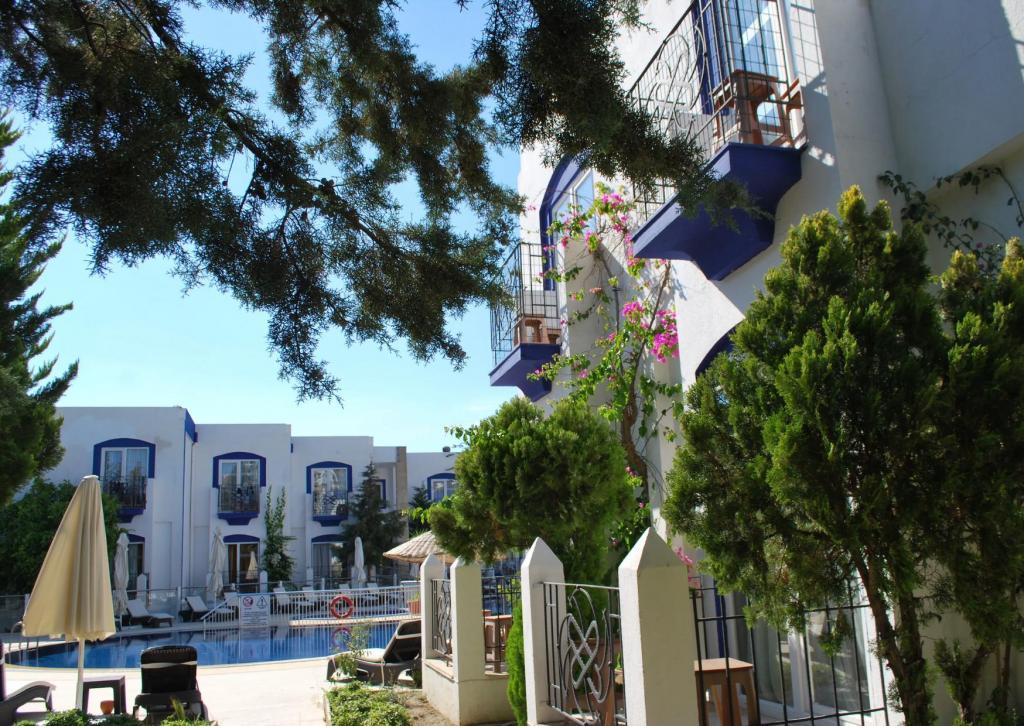 Serpina Hotel — 6