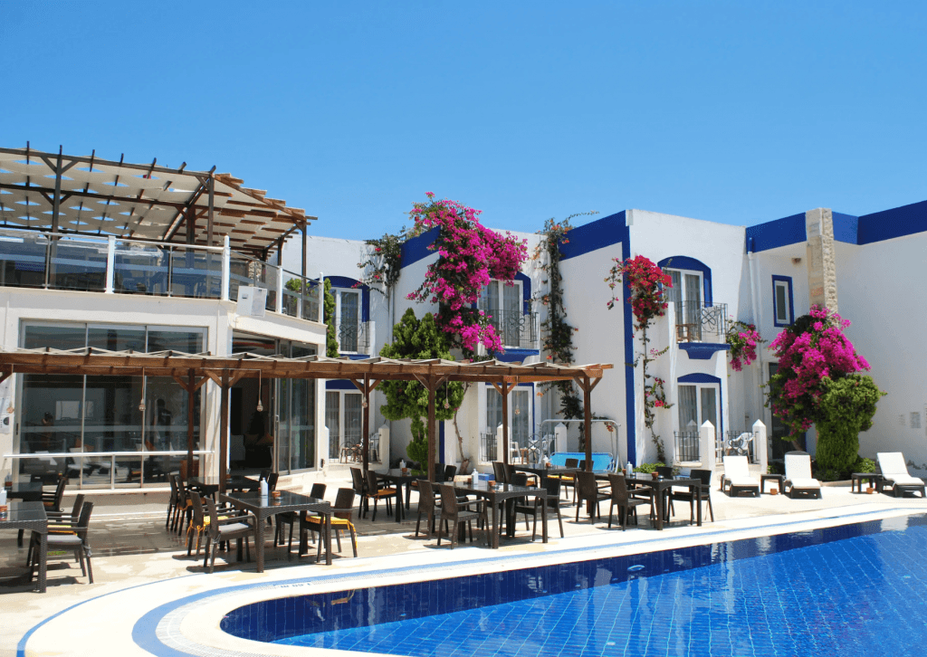 Serpina Hotel — 2