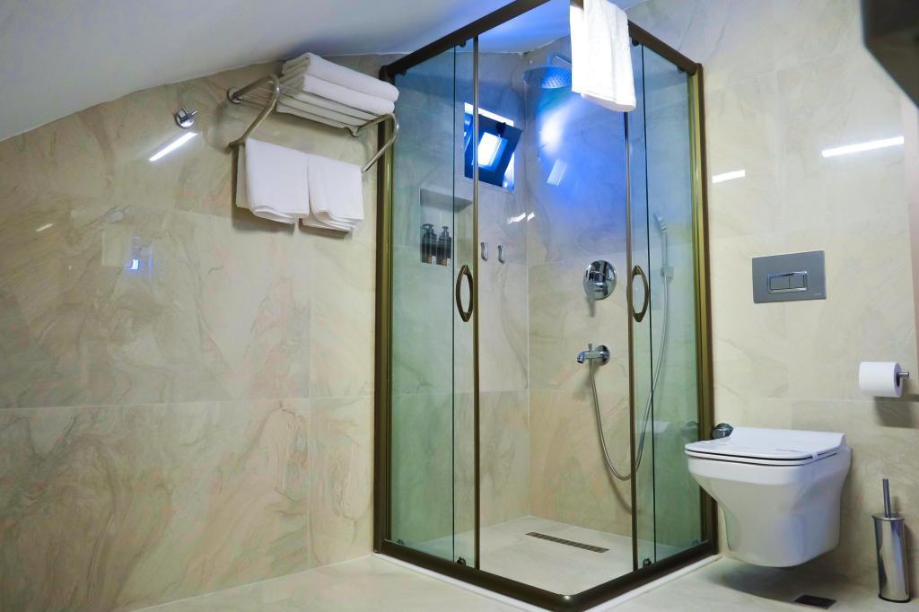 Solmare Suites — 3