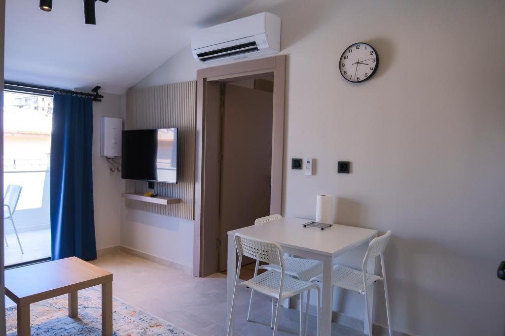 Solmare Suites — 5